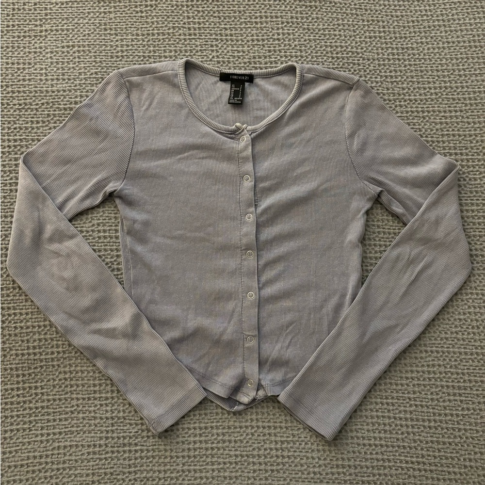 Forever 21 cropped long sleeve top